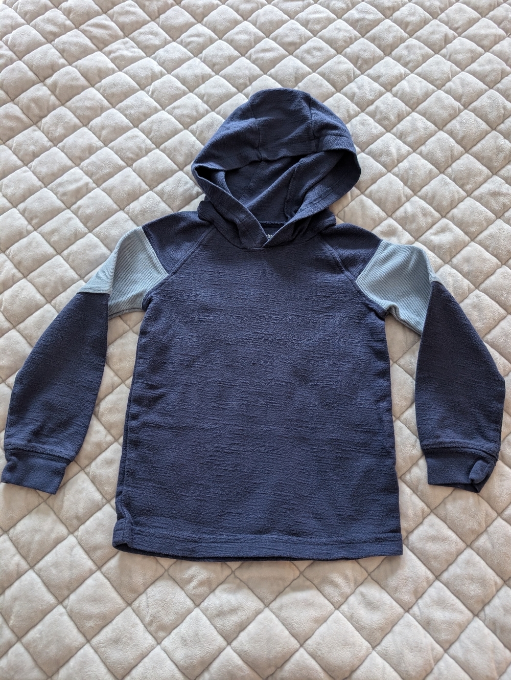 Toddler Boys Sweatshirt Set Of 4x, Size 3T. Assorted brands - Picture 4 of 9